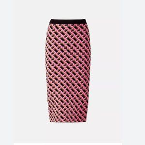 NWT DVF Aisha Skirt In Guaiava Multi Size Small